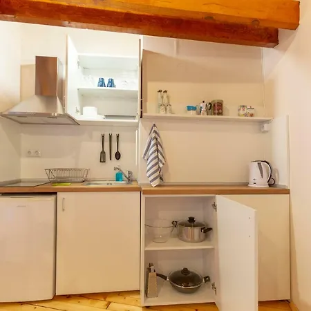 Апартамент Gallery B28 - 3 Bedroom Downtown София