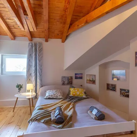 Апартаменты Gallery B28 - 3 Bedroom Downtown